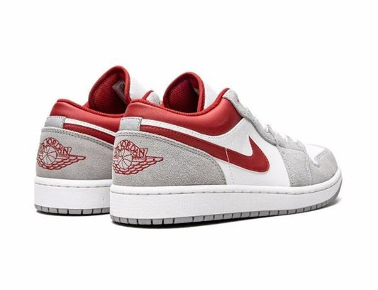 Air Jordan 1 Low SE