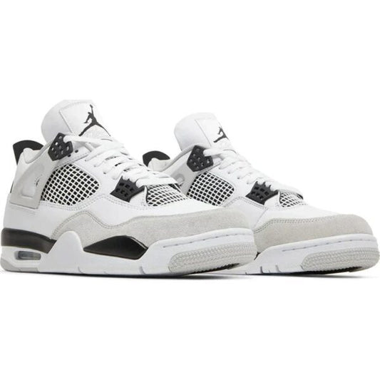 Air jordan 4 Retro “Military Black”